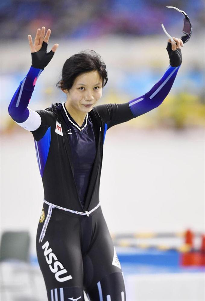 23 Pretty Nice Winter Ideas In 21 Female Athletes Sports Women Athlete