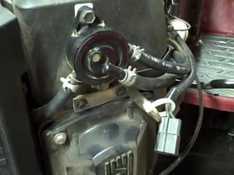 Small Engine Repair: Checking a Vacuum Fuel Pump / Fuel ... - 480 x 360 jpeg 17kB