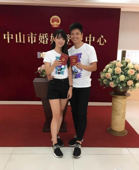 苏炳添晒儿子满月照 小天天侧卧酣睡软萌可爱|苏炳添|儿子|可爱_新浪育儿_新浪网