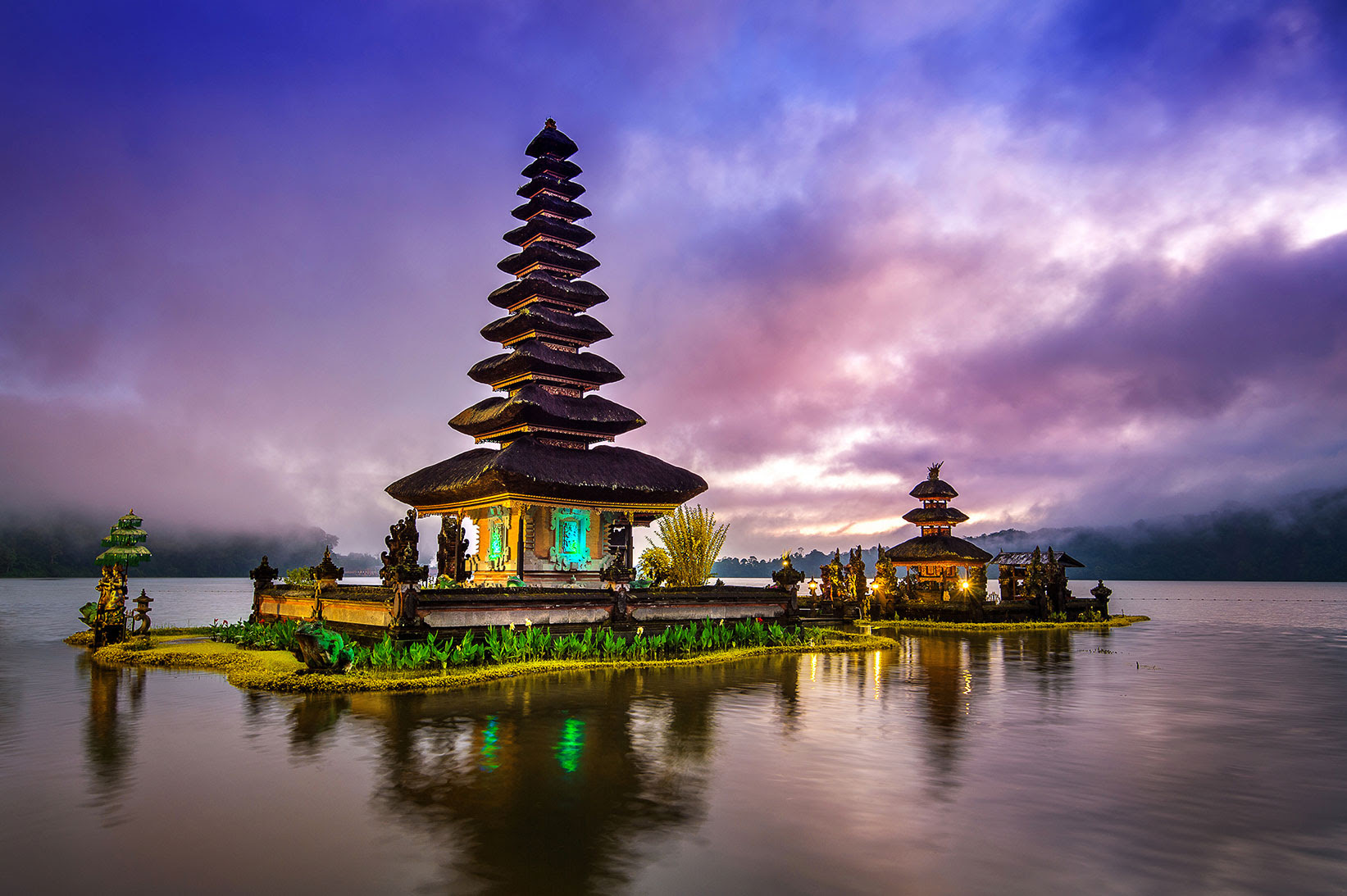 http://ir.aaid.co.id/images/Slidshow/Bali/shutterstock_638886946.jpg