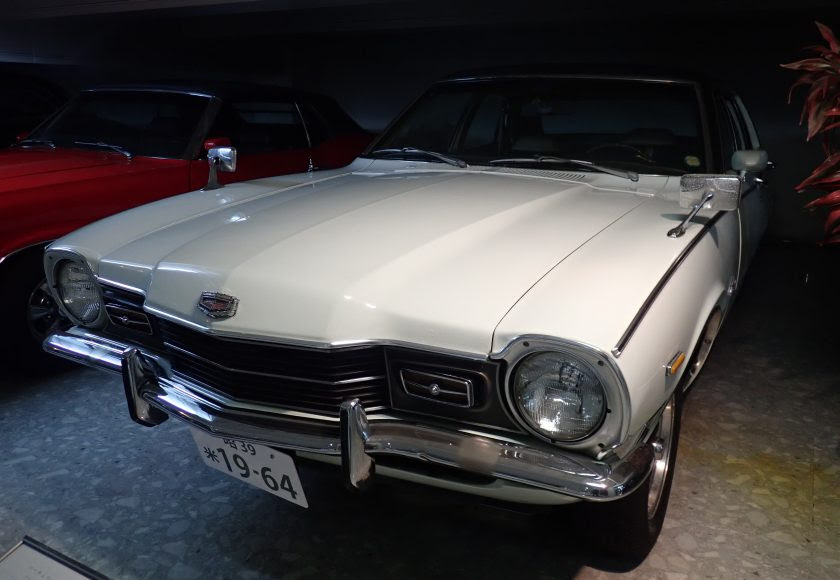 米国製コンパクトカーの上級モデル マキュリー コメット ４ドアセダン 米 １９６４年 日本自動車博物館