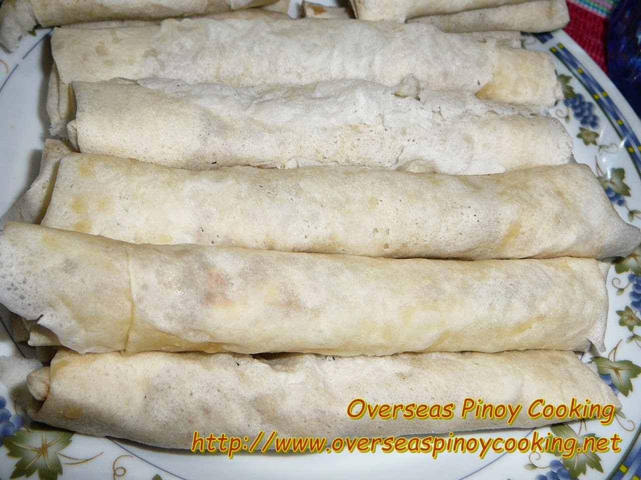 Cheesy Lumpia Rolls