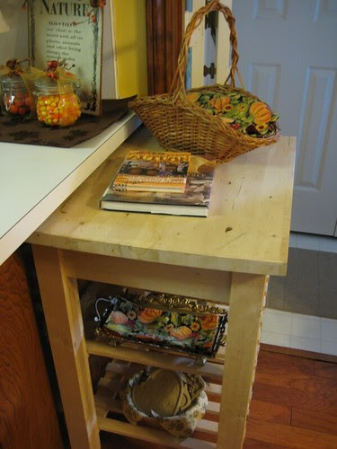 Autumn stand