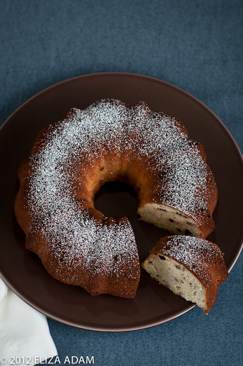 Orange-Chocolate Yogurt Olive Oil Bundt Cake-1-4