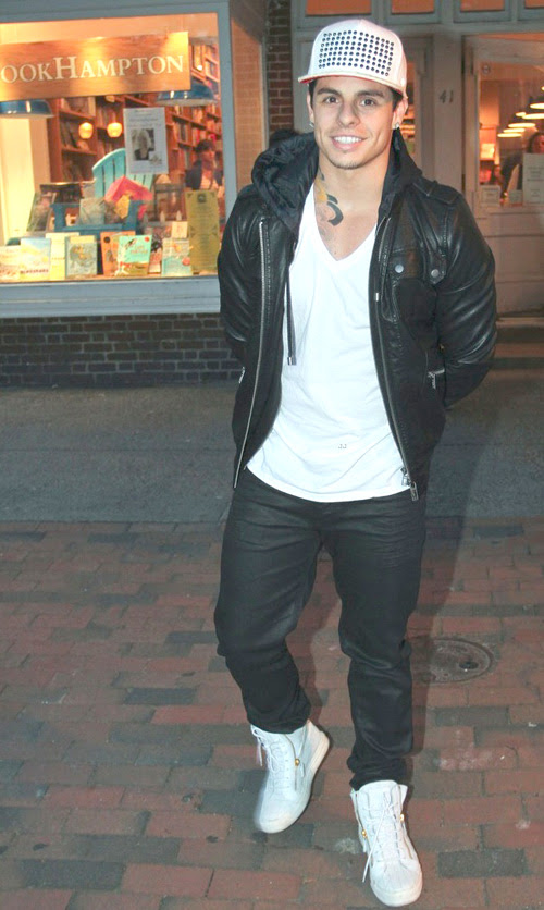 スニーカーはブランドで選ぶ 足元からかっこいいメンズブランド５選