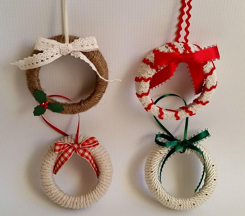 Mason Jar Lid Wreath Ornaments AllFreeHolidayCrafts com Mason Jar Lid Wreath Ornaments AllFreeHolidayCrafts com