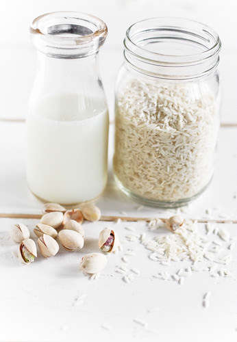 ingredients for pistachio rice pudding