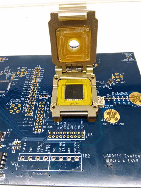 Soic 8/ sop8 connector type: QFP100 IC test fixture Pogopin Contact Type Clamshell