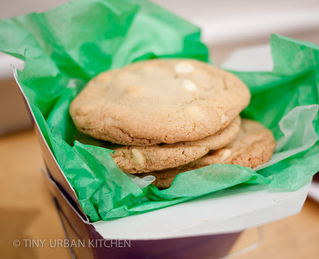 White Chocolate BIscoff filled Cookies