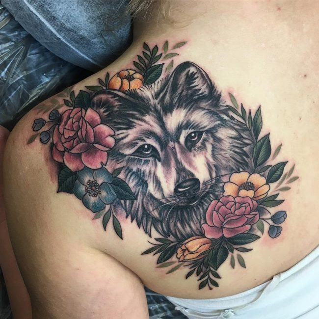 90+ Best Shoulder Tattoo Designs & Meanings - Symbols of Beauty (2019)