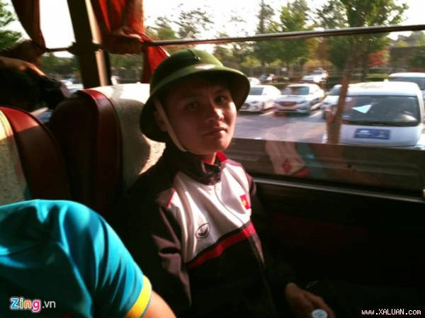 U20 Việt Nam chia tay World Cup với mũ cối, cờ tổ quốc