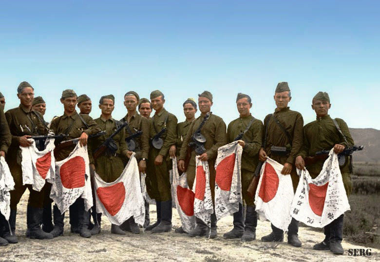 Russian soldiers during World War 2, color photo 40
