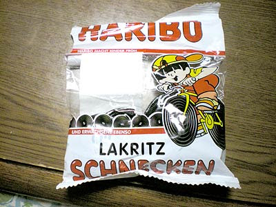タイヤ味なhariboのシュネッケンというドイツのグミを食べてみた
