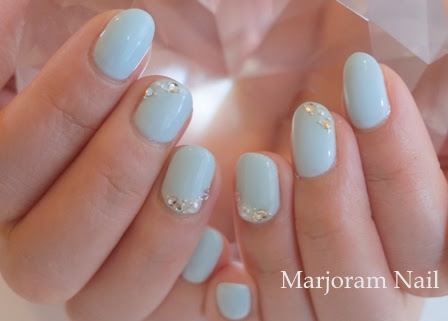 春ネイル パステルカラー 水色 ワンカラー ビジュー アート 横浜 ネイルサロン Marjoram Nail 尾上怜子 ワンカラーネイル