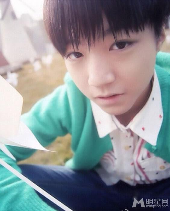 Tfboys王俊凯14年上半年可爱生活照集 明星网