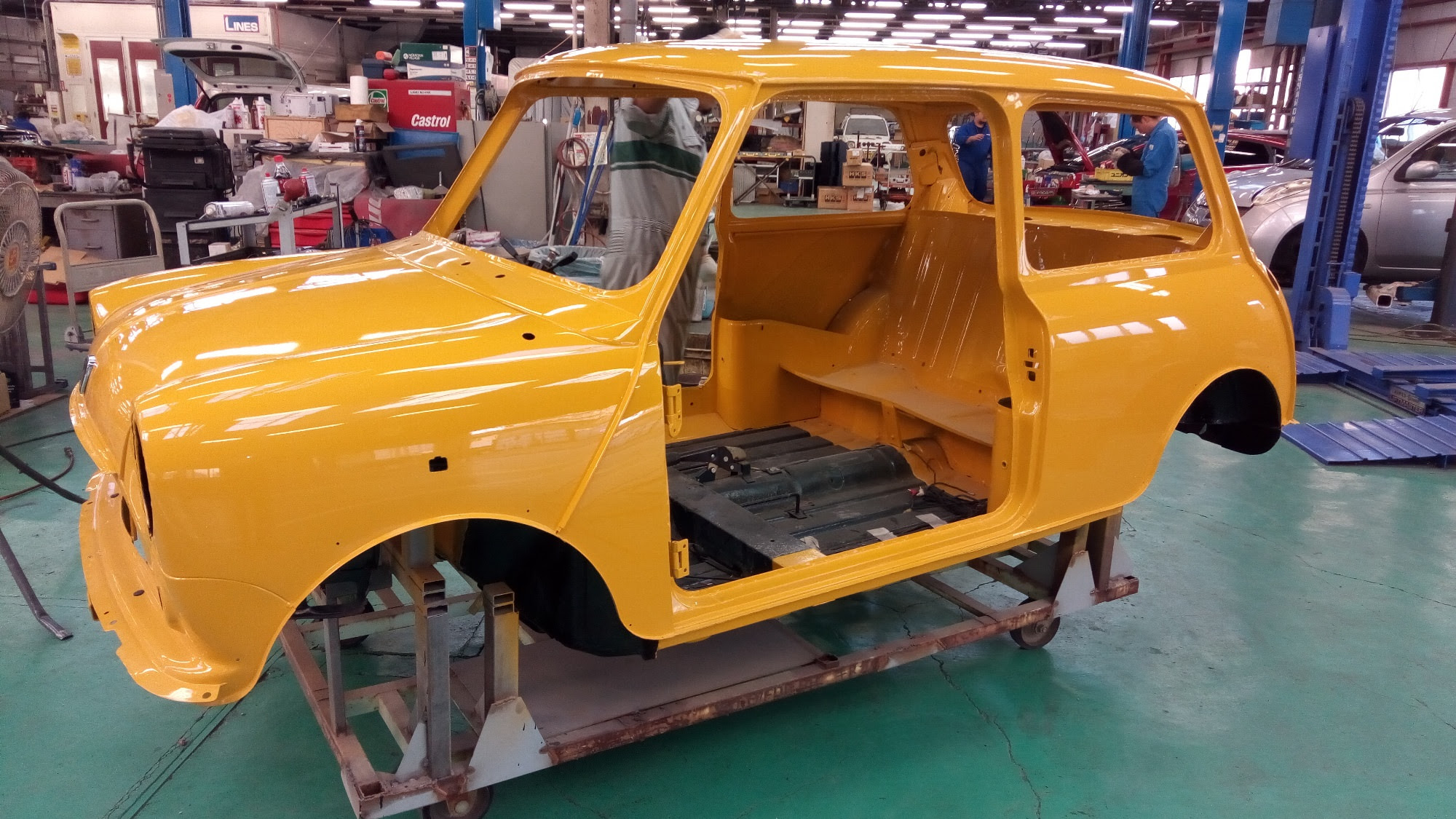 車のdiyは難しい プロの塗装とは 特殊車両ならトノックス Tonox
