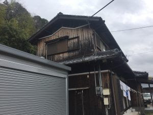 加東市で焼杉板の木造住宅の外壁塗装 1 施工前 あんしん塗装店 株式会社コバック 兵庫県no1 工事実績