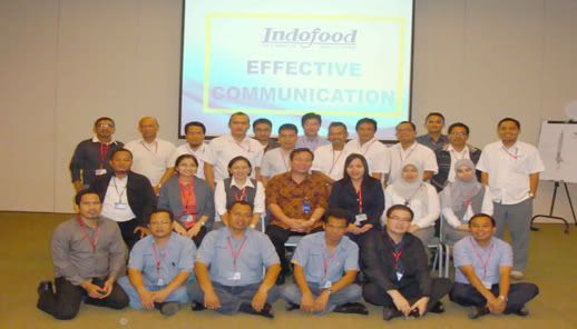 http://s1176.photobucket.com/albums/x337/ilhambagus/?action=view&current=TRAINGBIRU.jpg
