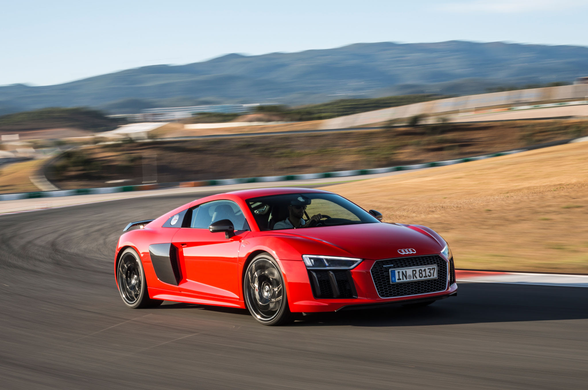 2017-Audi-R8-V10-Plus-front-three-quarter-in-motion-06