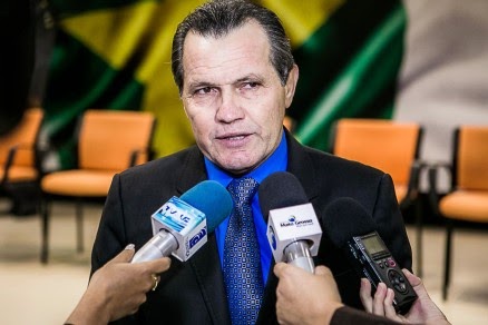 Justiça bloqueia R$ 12 milhões de Silval, ex-secretários e advogados