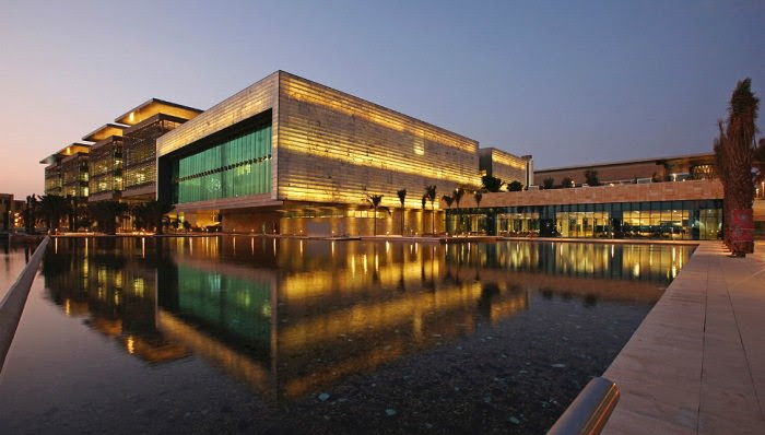أفضل 10 جامعات في الدول العربية لسنة 2015 Tops Arabia