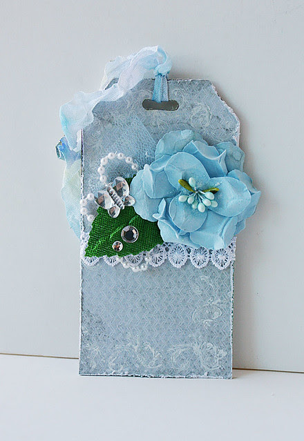 Pretty-blue-tag