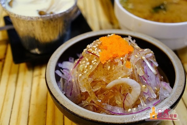 ▲高雄十三巷手作壽司、丼飯。(圖/影子提供)