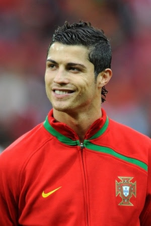 Ronaldo Million on Ronaldo Cost Real Madrid   80 Million In 2009