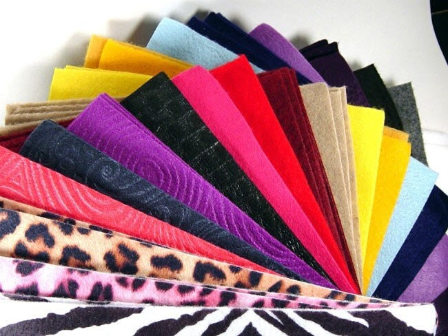 *The winner will get to choose the Maneki Neko's color (samples here), 