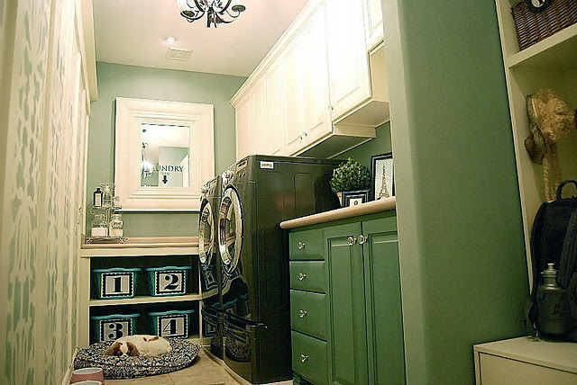 laundry room DIY project