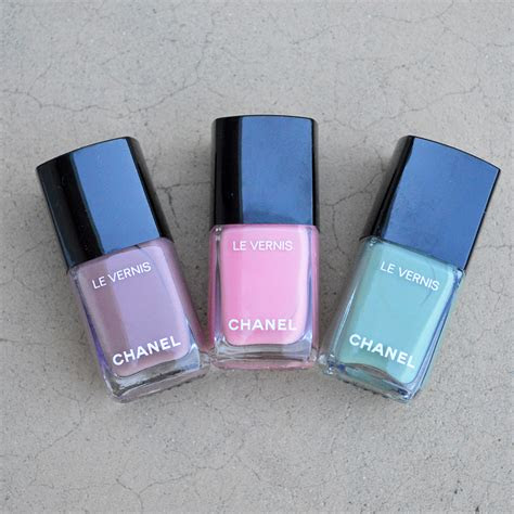 chanel nail polish summer  chanel cruise  nail