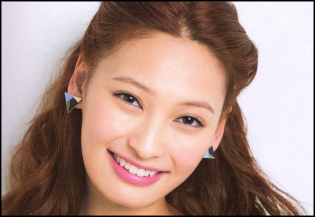 大政絢のメイク 髪型 私服情報まとめ Beauty Insight