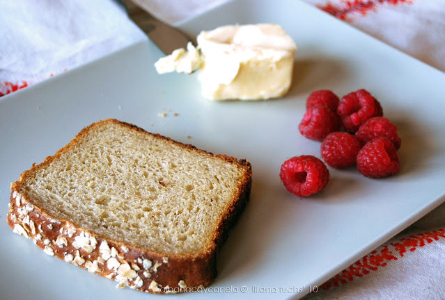 Honey oat bread
