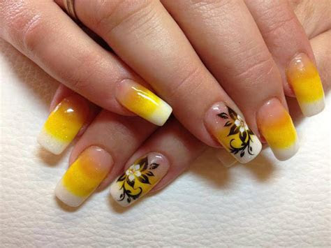 Summer Nail Ideas Yellow