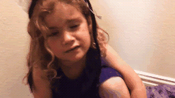 Adorable 5-year-old sings the theme from the Haunted Mansion