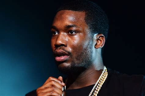 meek mill claims  arranged beanie sigels bet awards