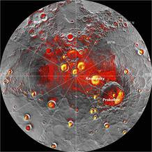 Imagen de radar del polo norte de Meercurio superpuesta en mosaico de imágenes de Messenger