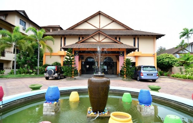 Puteri Bayu Beach Resort | Percutian Bajet