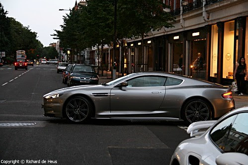 Aston Martin DBS