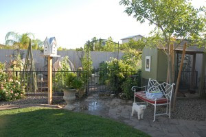 Overall view of entrance to garden area.