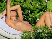 Heidi Klum topless at a beach in St Barts 52x MixQ