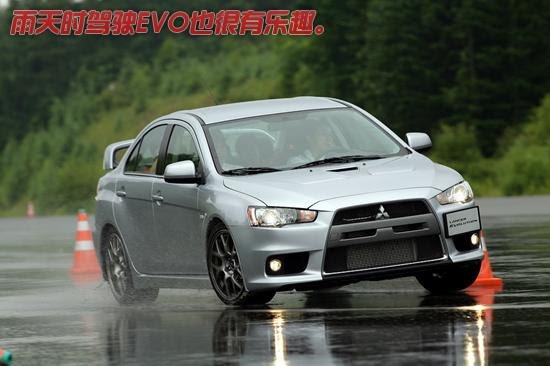 新浪海外试驾十代三菱lancer Evo动力与操控篇 新浪汽车 新浪网
