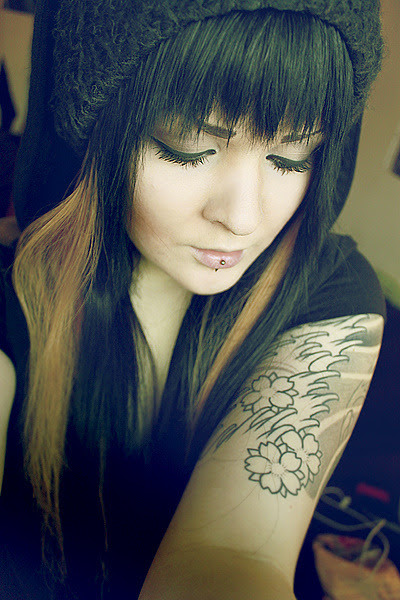 tattooed girl