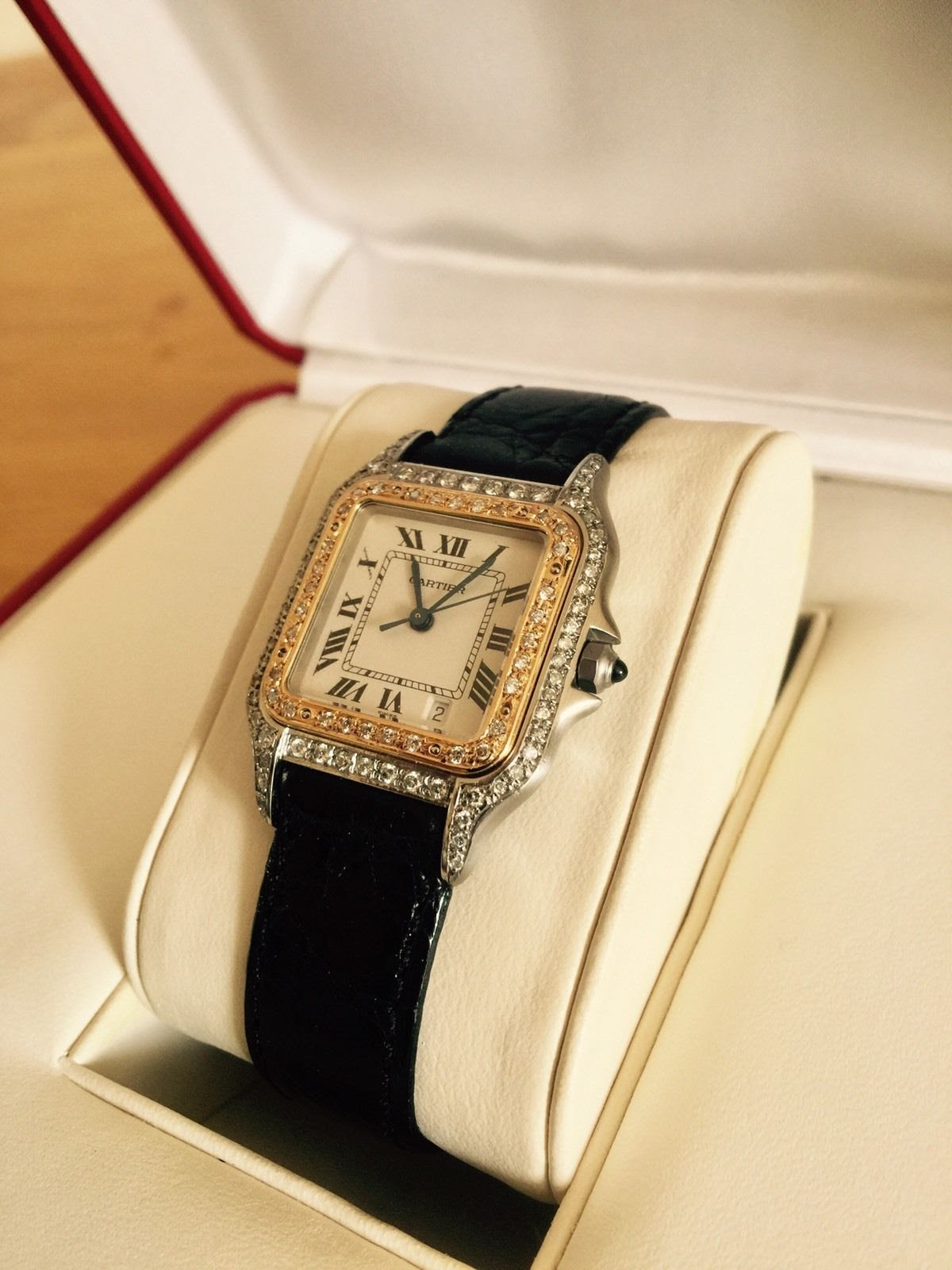 Jual jam original CARTIER pria dan wanita PANTHERE dengan 