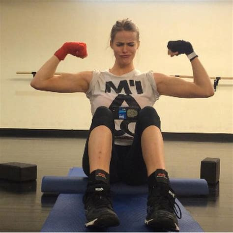 fitness inspiring instagram posts size models