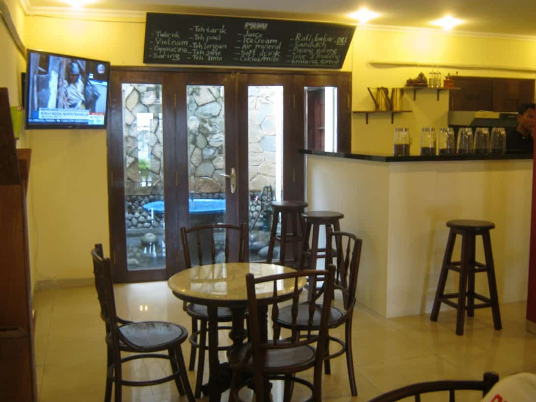 10 TEMPAT MINUM KOPI YANG ENAK BANGET DI JAKARTA!