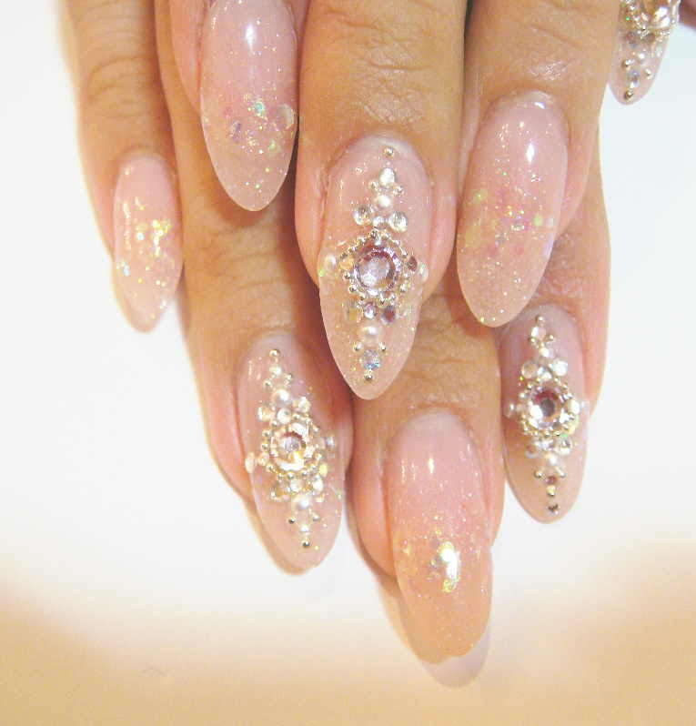 女の子ジェルネイル 宝石ストーン ネイルサロン エステサロン Peach Pot スタッフブログ 所沢