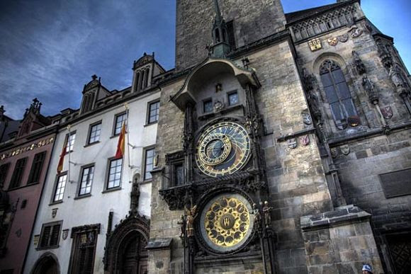 Resultado de imagen para reloj astronómico de praga
