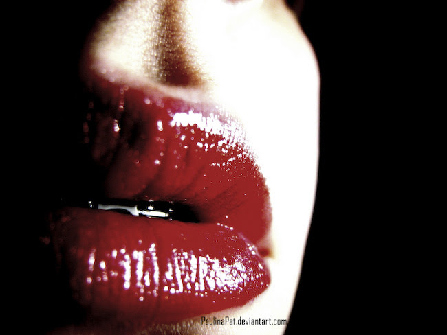 red photography Credit: ~PaulinaPat (Deviantart)