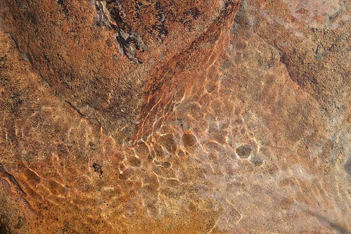ripple on the rock